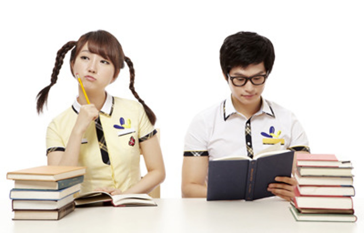 <p>2 students</p>