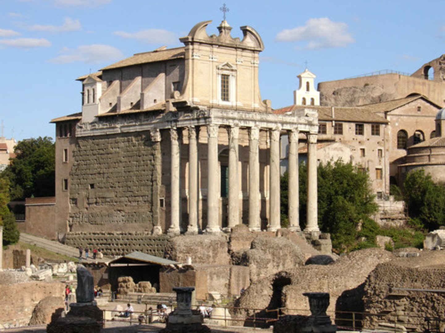 <p>Originally built by Antoninus and just dedicated to Faustina, was rededicated after his death</p><p>was built in the imperial forum</p>