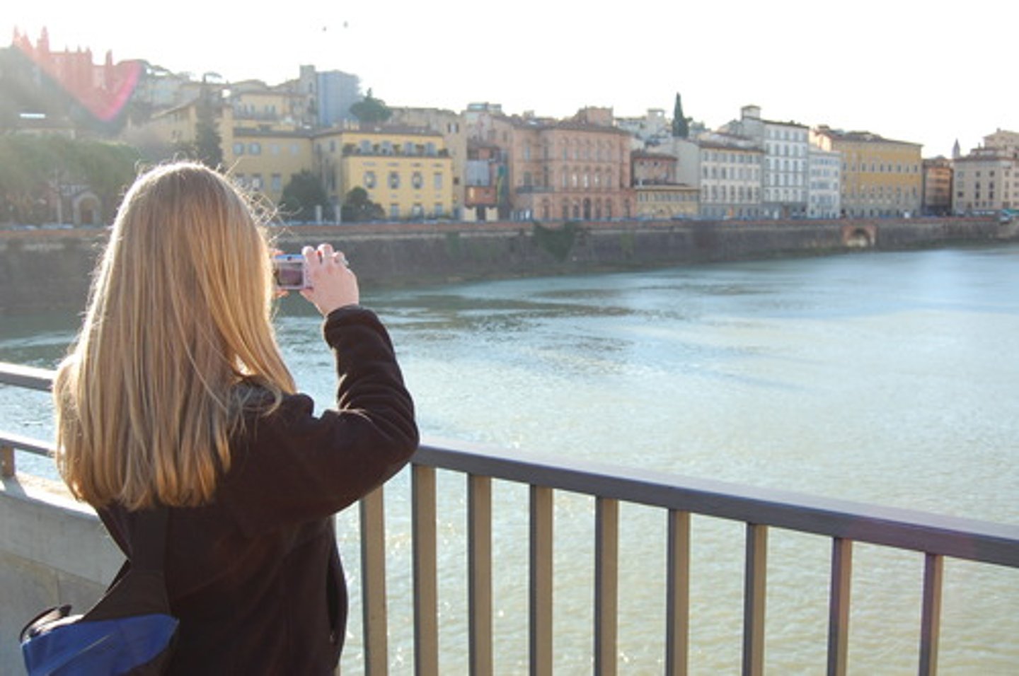 <p>tourist</p>
