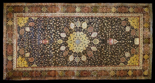 <p>Super big carpet</p>