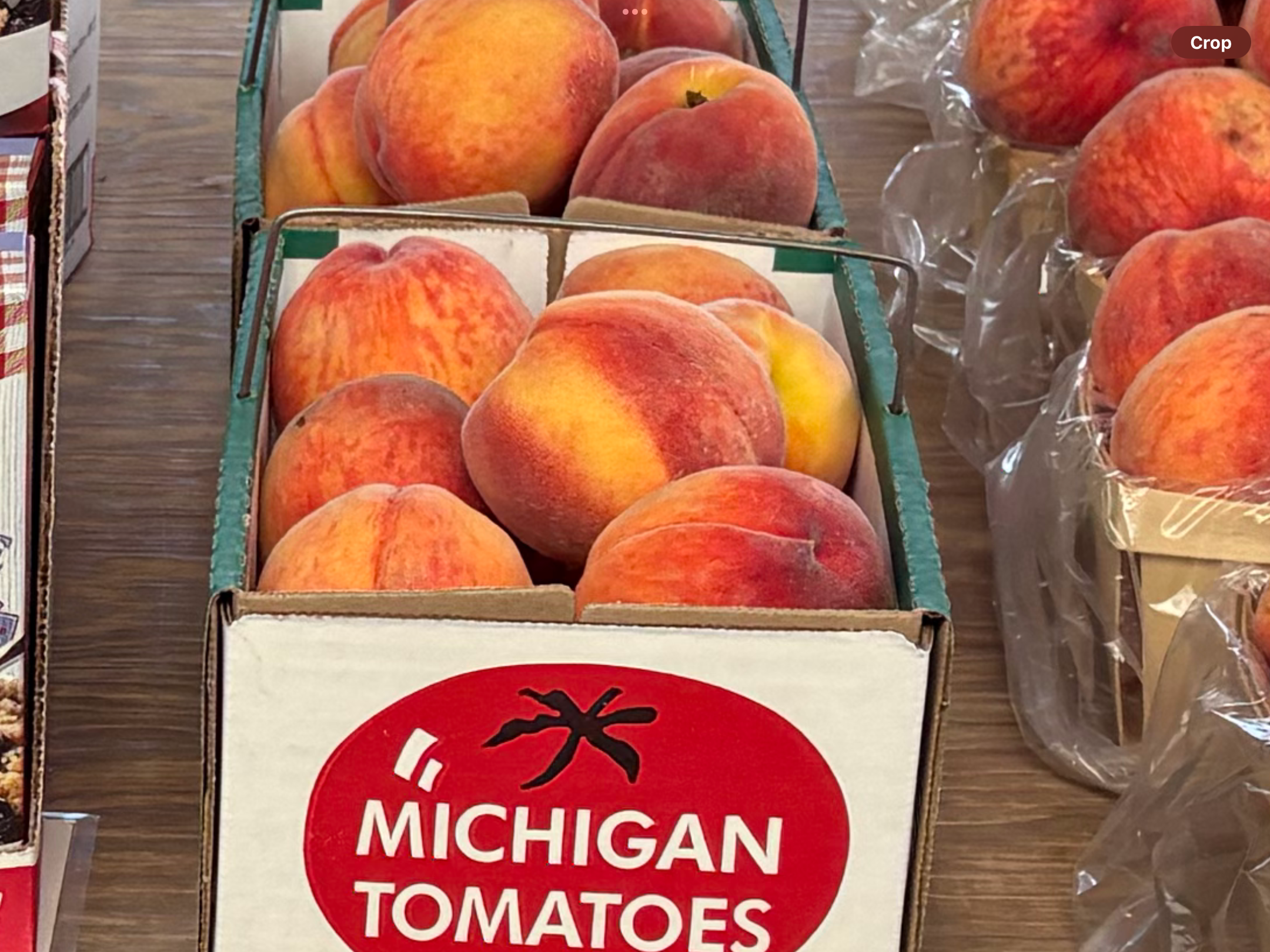 <p>½ peck of peaches </p>