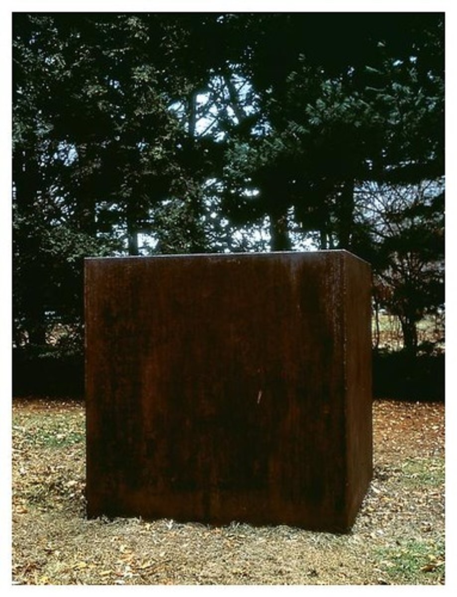 <p>Minimalism, Smith, American, 1962</p>