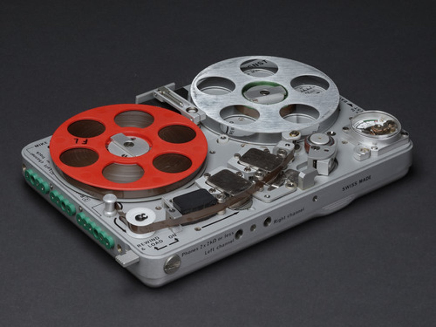 <p>Tape recorder</p>