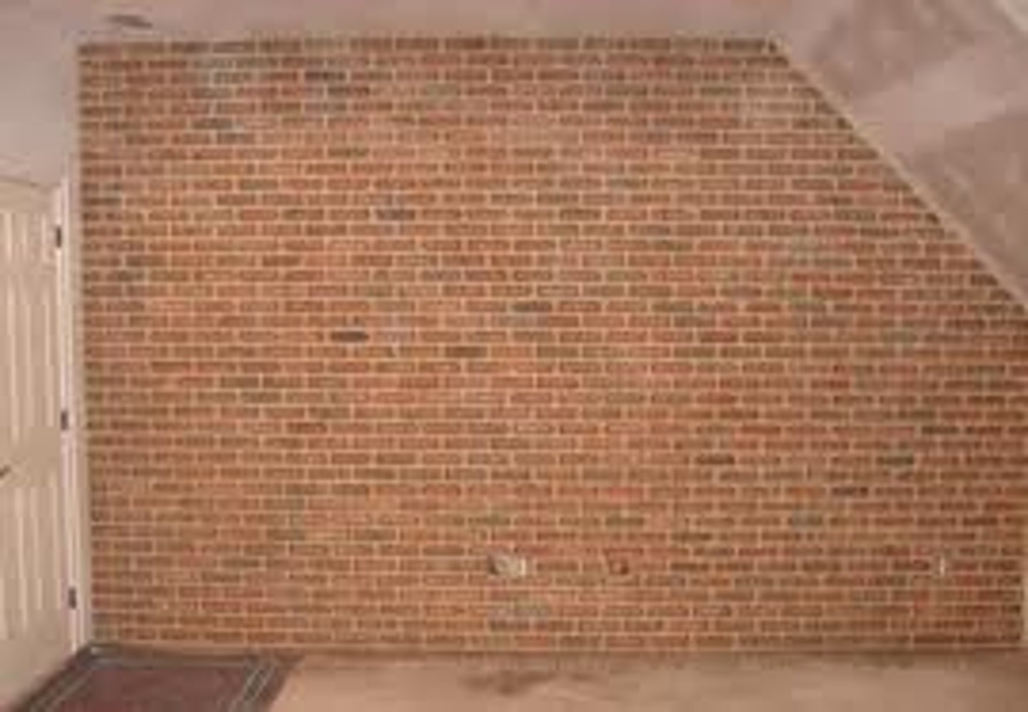 <p>wall (of building)</p>