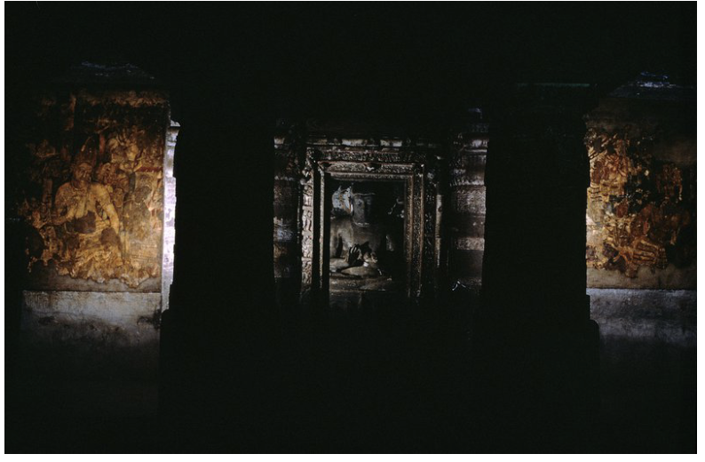 <p><span style="color: rgb(0, 0, 0);"><br>Ajanta Cave 1; interior, Hall Shrine flanked by <mark data-color="yellow" style="background-color: yellow; color: inherit;">wall paintings of<br>Bodhisattvas Vajrapani and Padmapani</mark></span></p>
