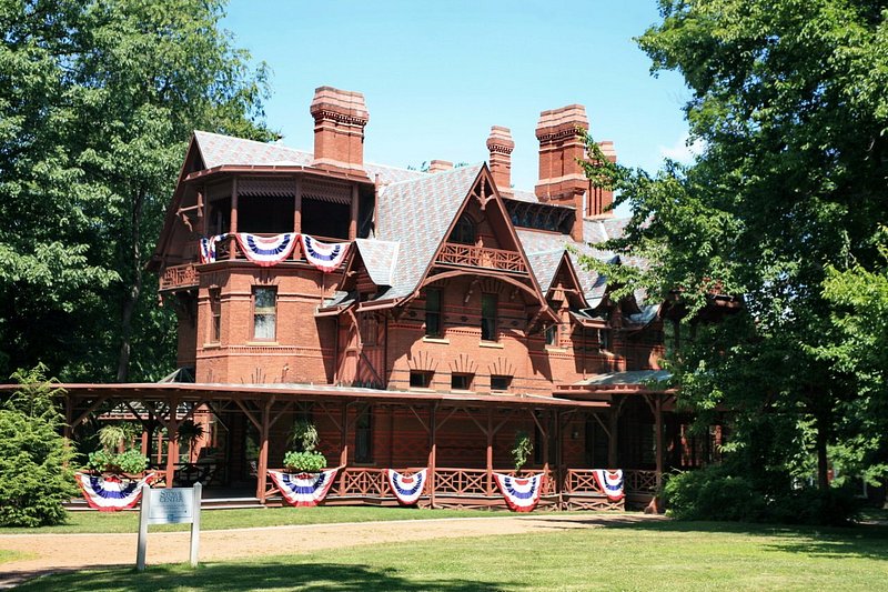 <p>Hartford</p>