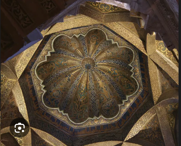<p>Dome in fron of mihrab in the great mosque</p>