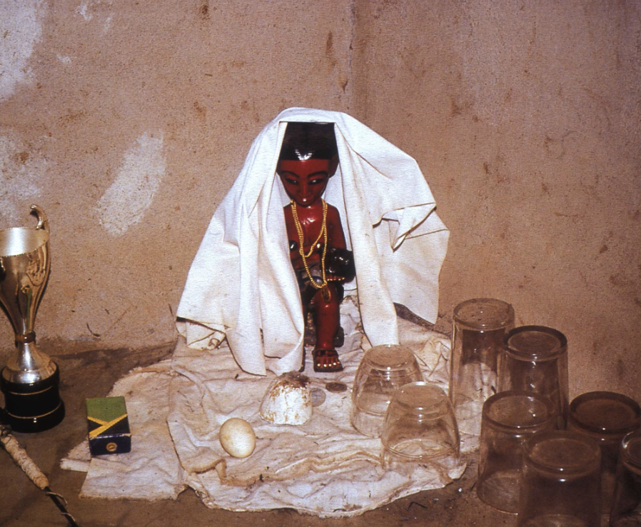 <p>(Context) Mans spirit spouse figure</p>