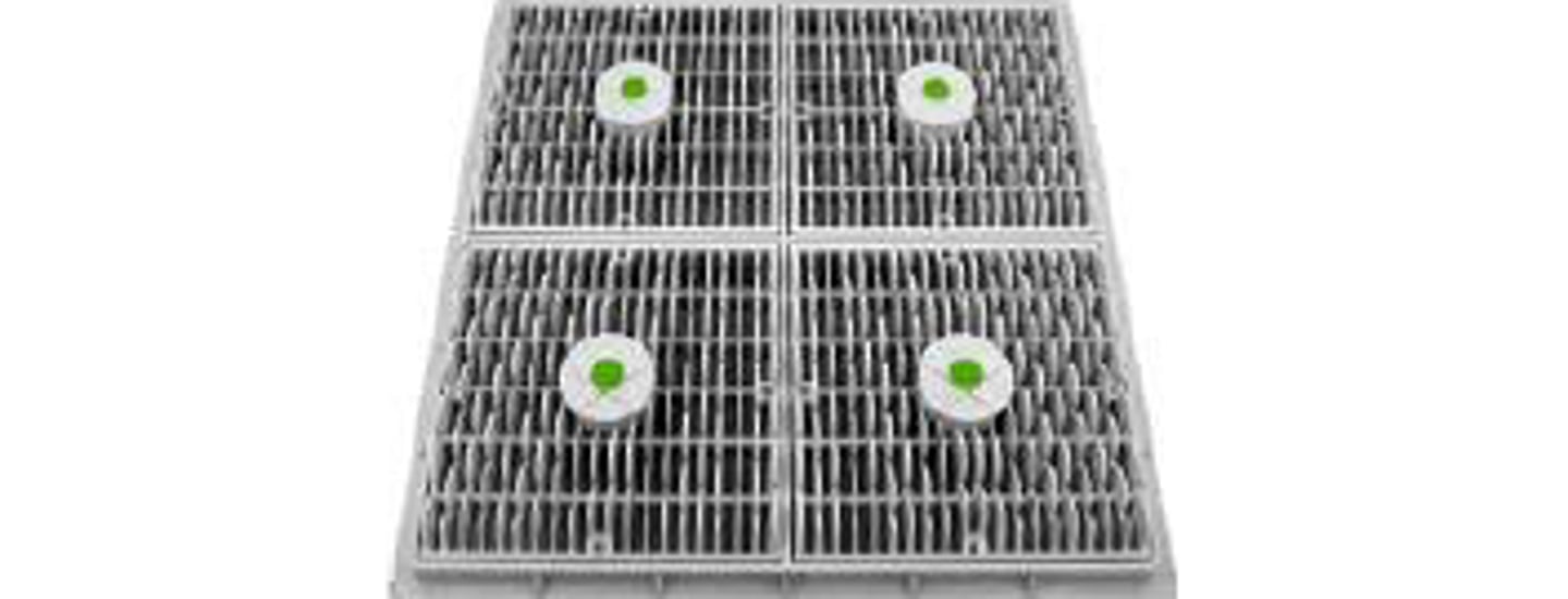 <p>Helps circulate the pool water</p>