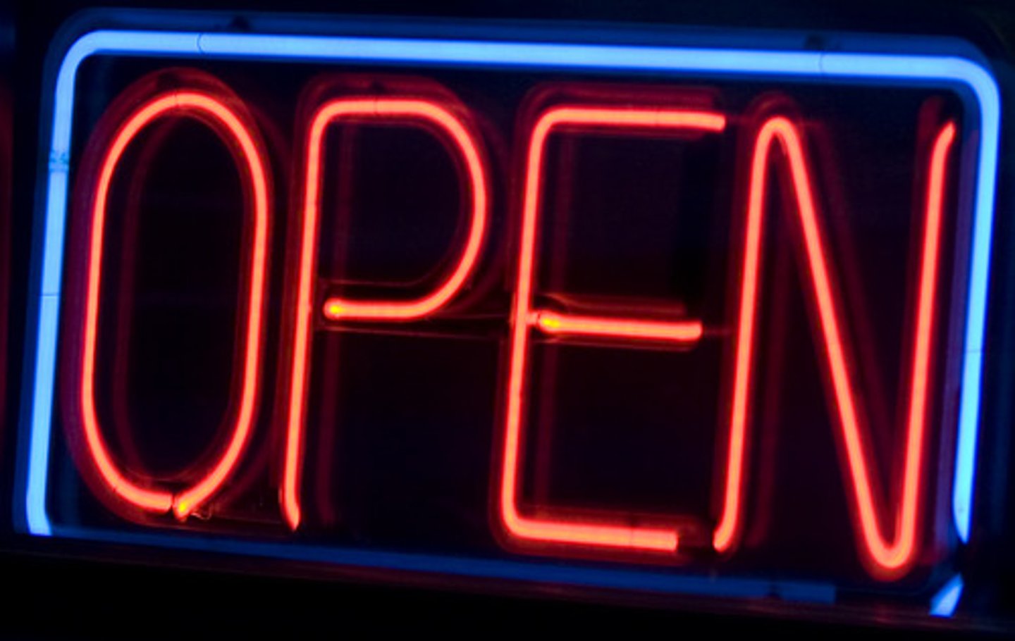 <p>it opens</p>