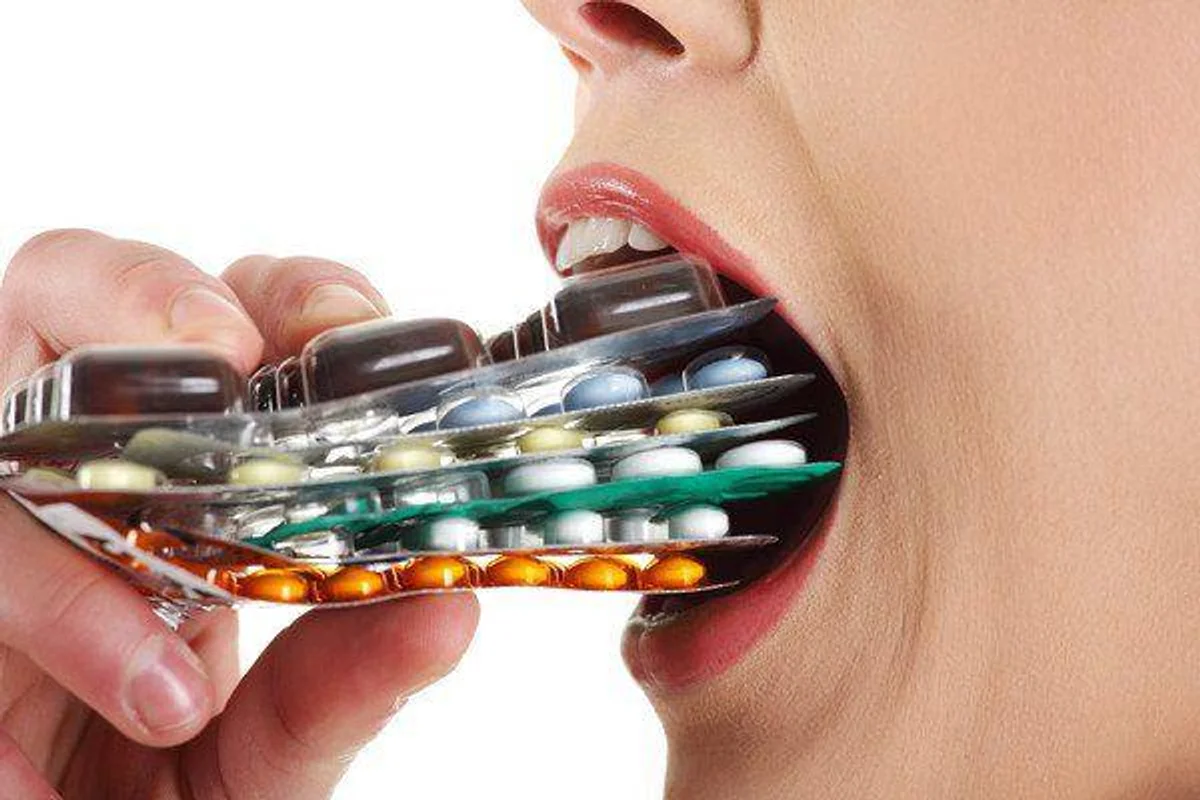 <p><strong><mark data-color="#a50c6a" style="background-color: #a50c6a; color: inherit">Overusing and incorrectly using antibiotics;</mark></strong></p><p>If you use antibiotics to frequently, even for minor infections, then this creates a selective environment that kills off any susceptible bacteria, and only resistant bacteria go on to survive, spreading their genes containing mutations that have allowed them to become resistant against the antibiotics.</p>