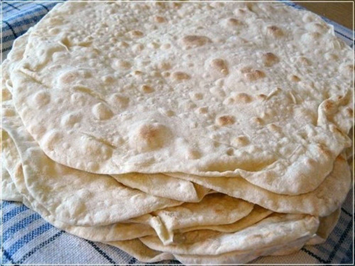 <p>flatbread</p>