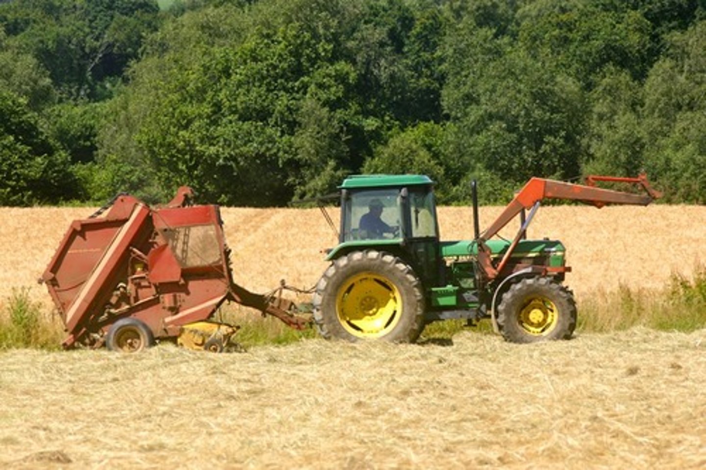 <p>big machine used on a farm</p>