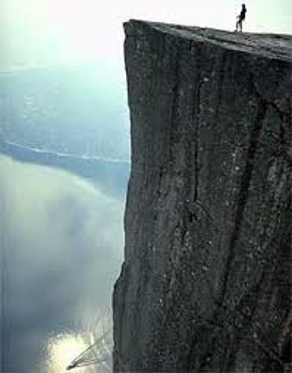 <p>the edge of something</p>