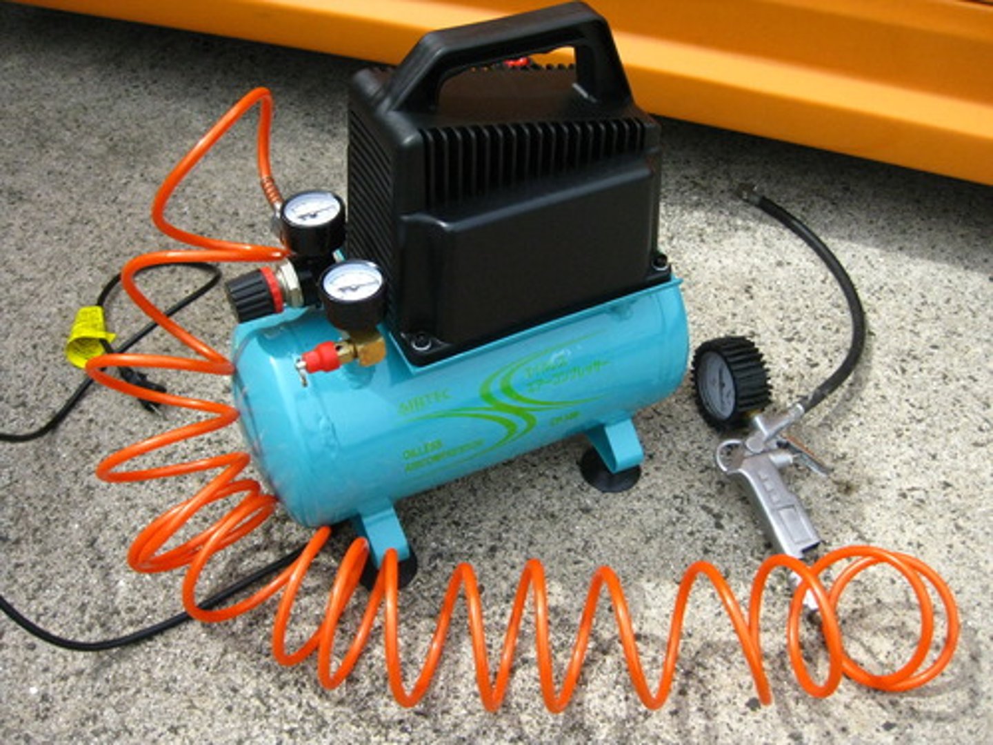 <p>a device that converts power into potential energy stored in pressurized air</p>