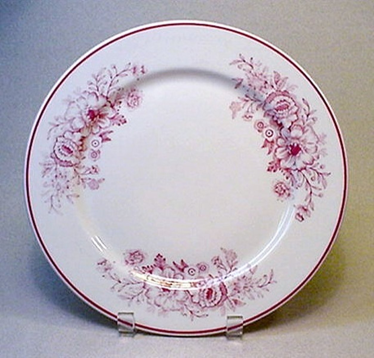 <p>une assiette</p>