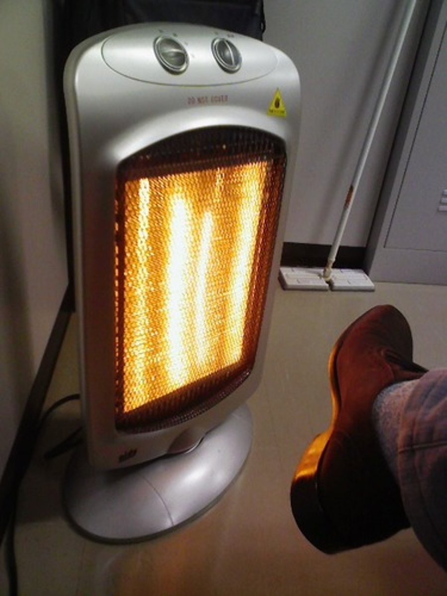 <p>だんぼう</p><p>máy sưởi</p><p>暖房を入れる。</p><p>Bật máy sưởi.</p>