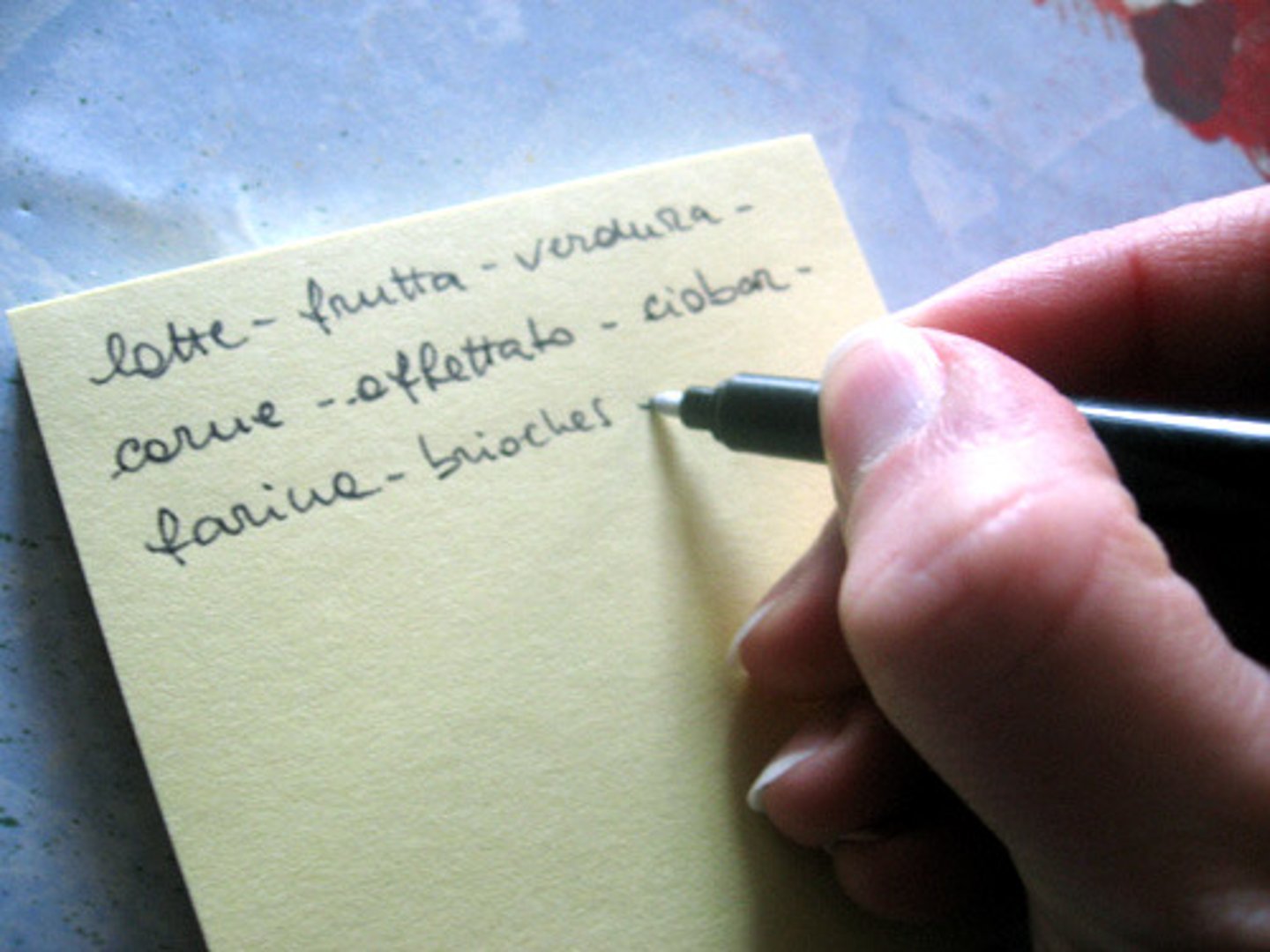 <p>the brain's tendency to best recall the last and first items in a list</p>