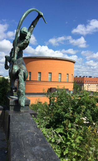 <p>Building + Architect</p>