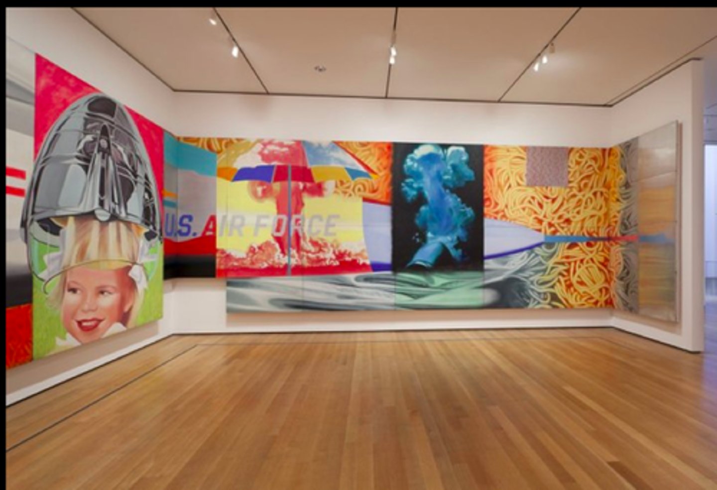 <p>(cpd. n) triển lãm nghệ thuật</p>