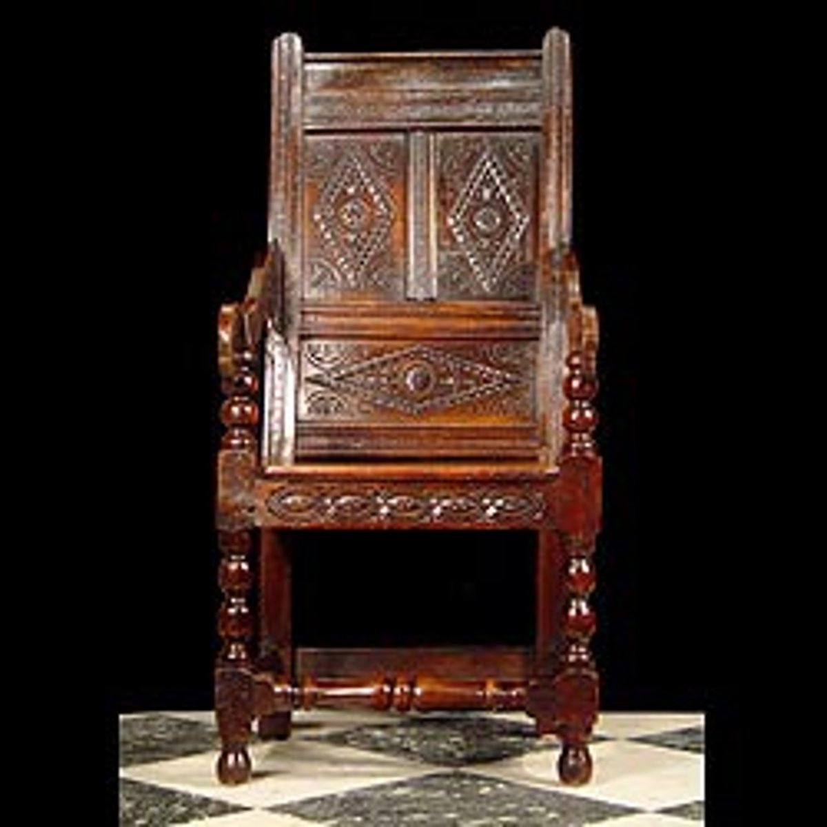 <p>Wainscott panels used to form chair</p><p>Elizabethan</p>