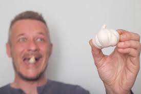 <p>garlic</p>