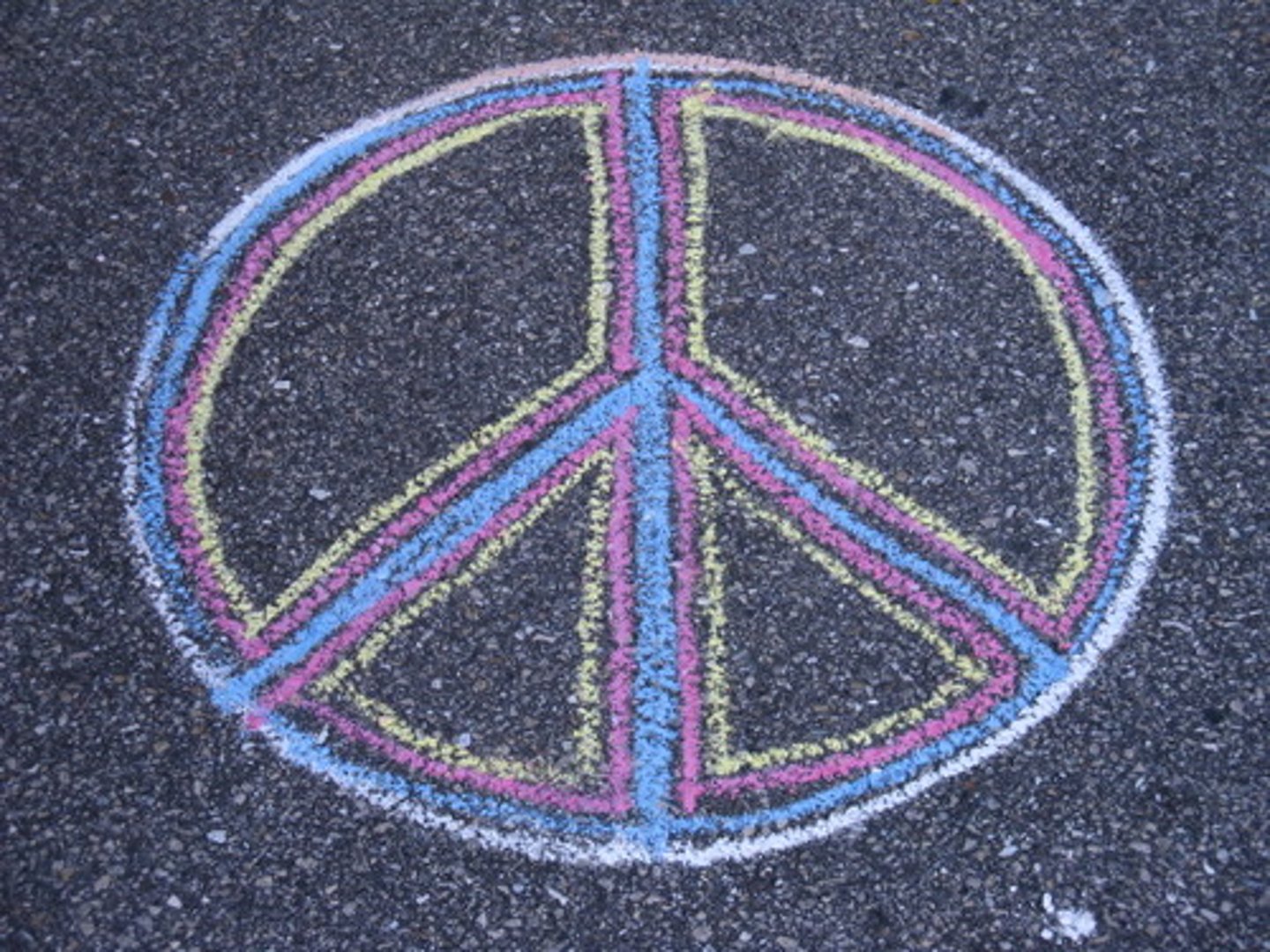<p>peaceful</p>
