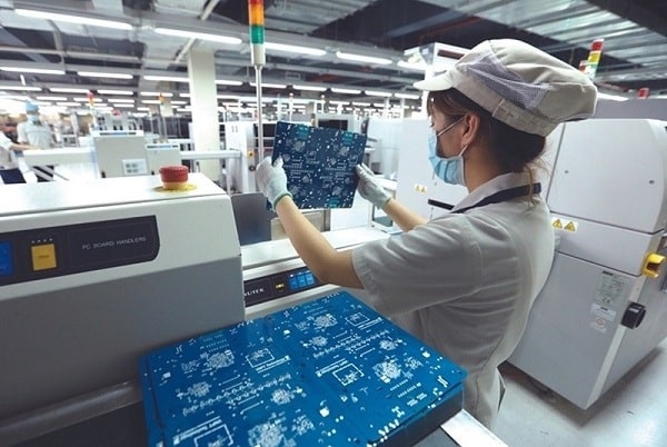 <p>Roll out a program/technology/platform/system</p>