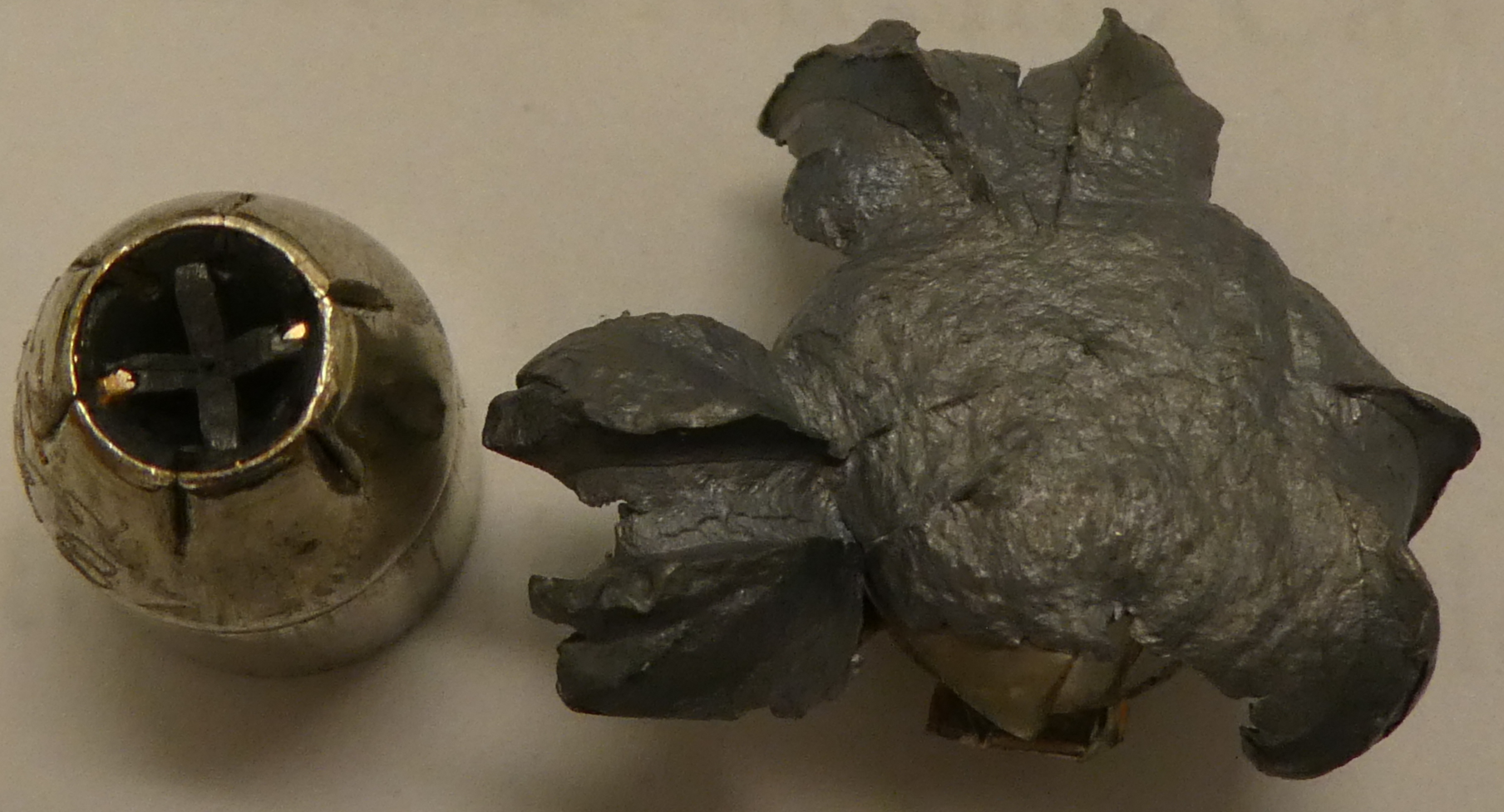 <p>The bullet of which cartridge is shown in this photo?</p>