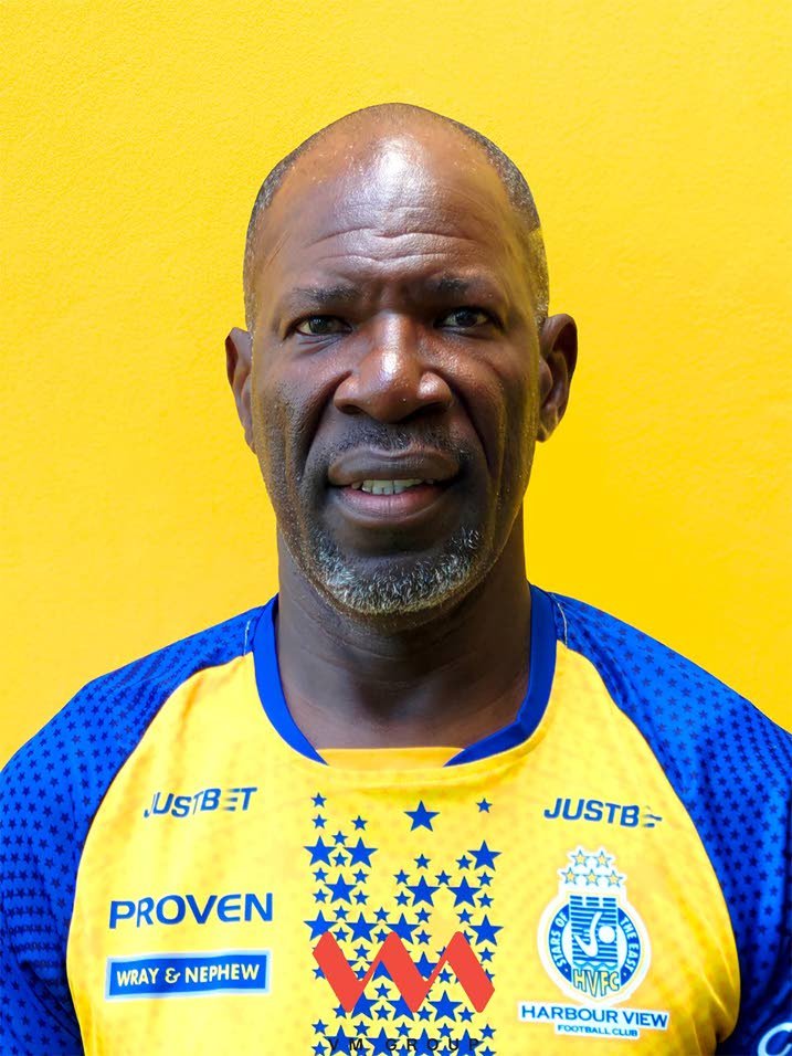 <p>Vassell Reynolds</p>