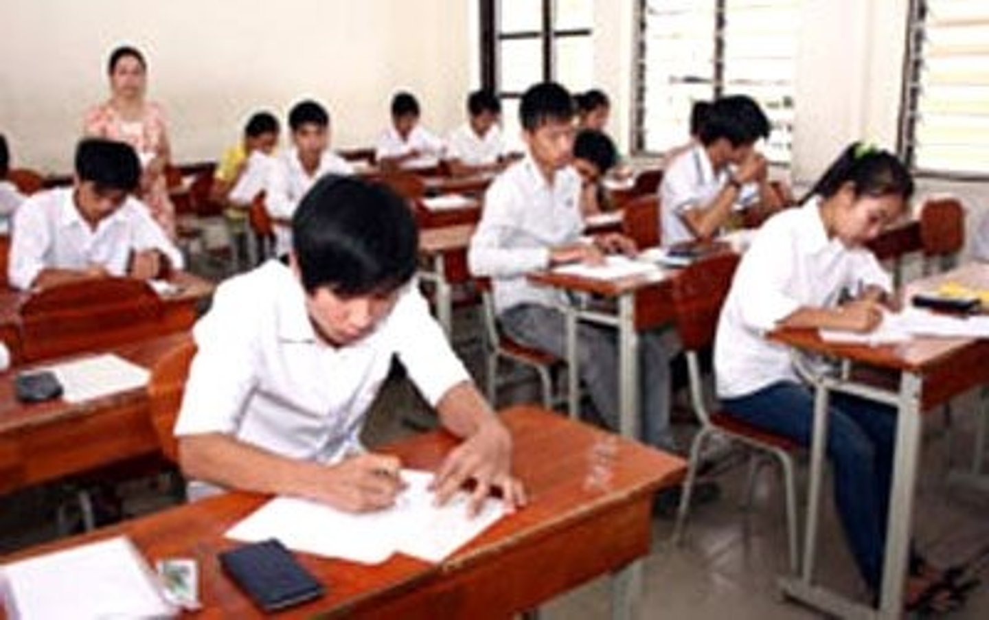 <p>kiểm tra</p>