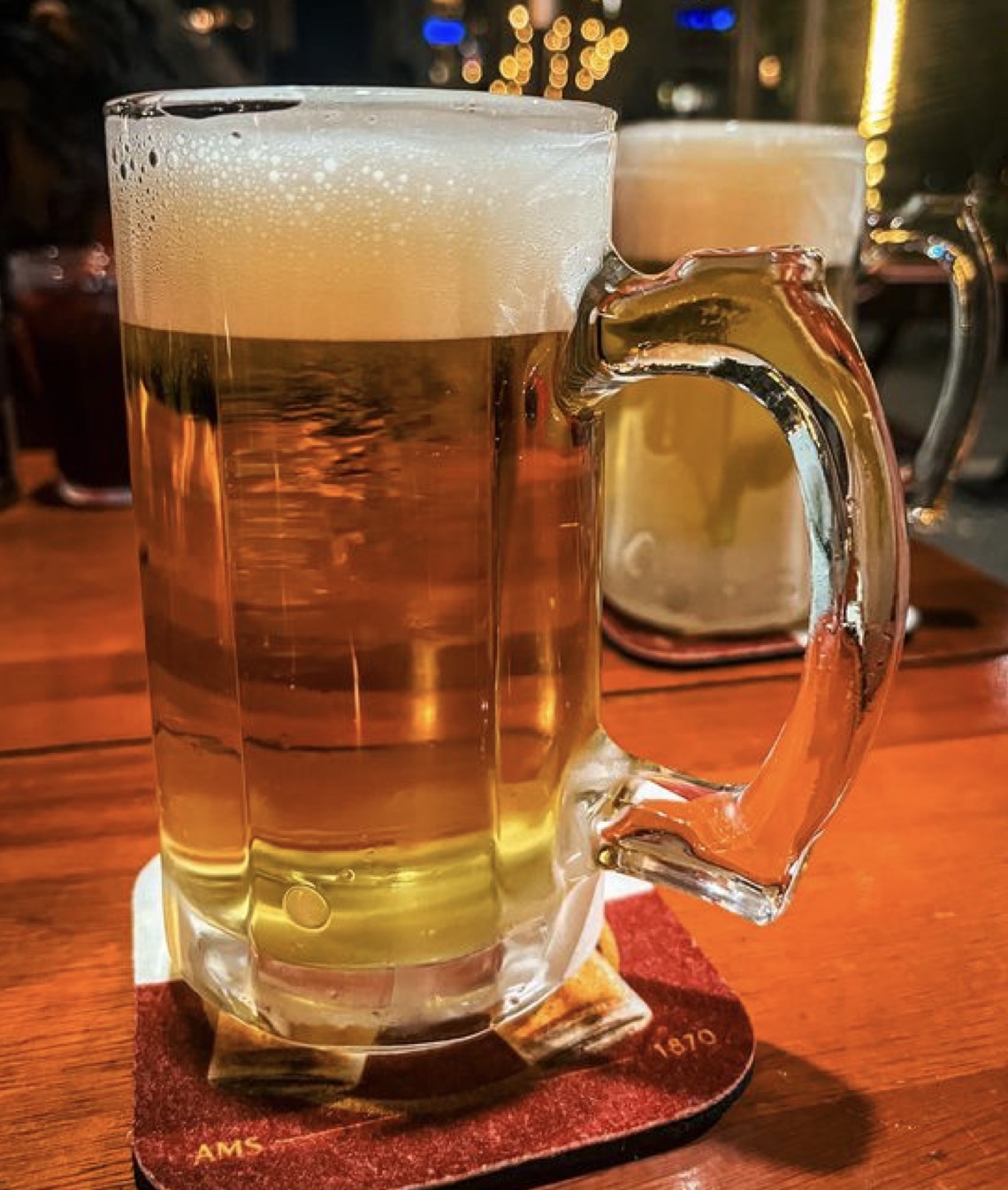 <p>das Bier, die Biere</p>