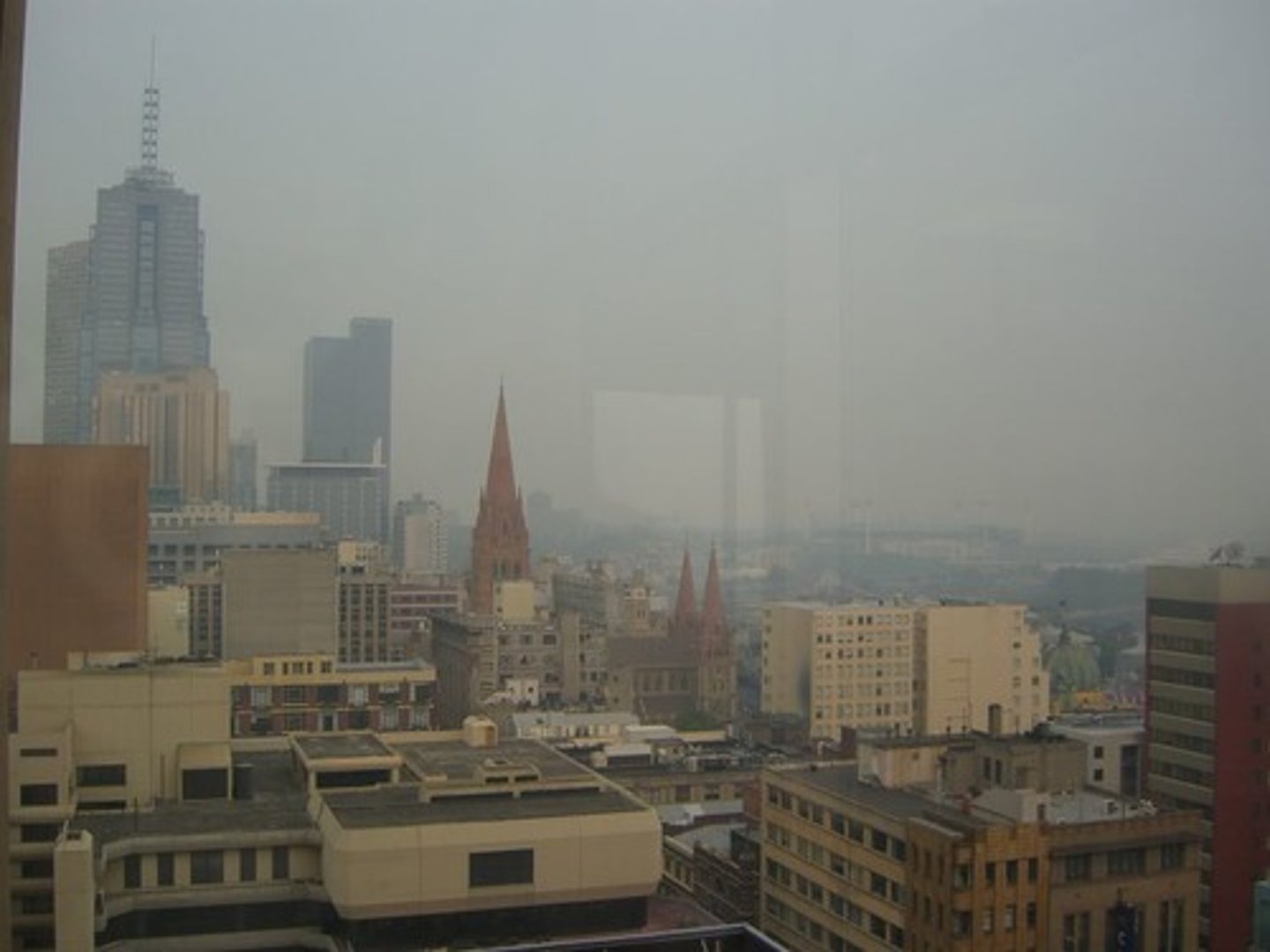 <p>a monocular cue for perceiving depth in which distant objects appear hazy or blurry while near object are sharp and clear</p>