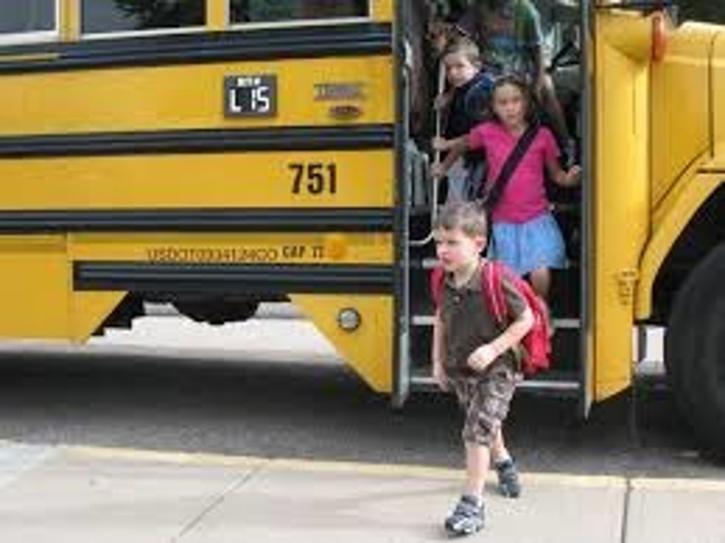<p>leave a bus/train/etc</p>