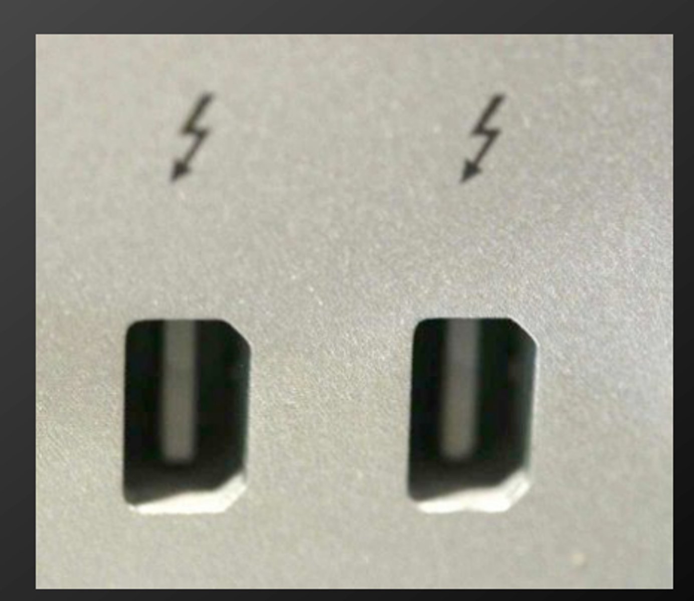 <p>a port that transmits both video and data on the same port and cable. The port is shaped the same as the DisplayPort and is compatible with DisplayPort devices.</p>
