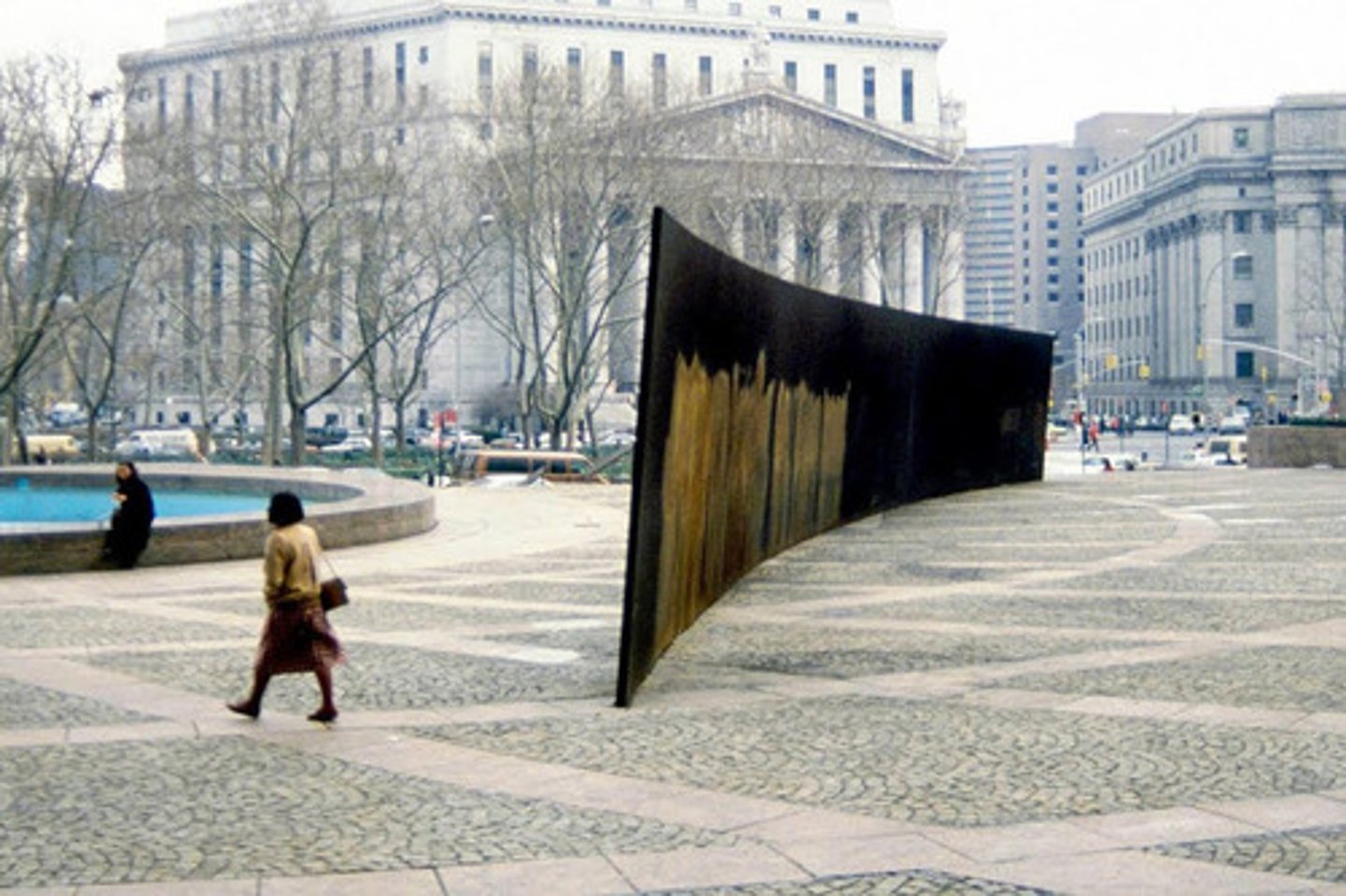 <p>Site-Specific Art, Serra, American, 1981, Federal Plaza, NYC</p>