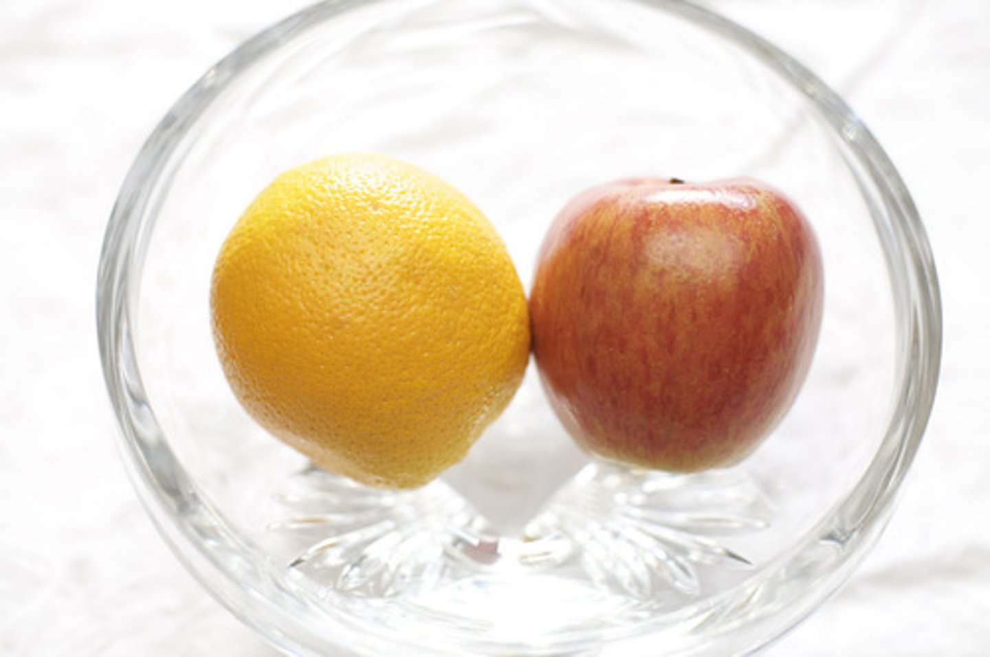 <p>syn: gap</p><p>ant: similarity</p>