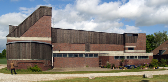 <p>Building + Architect</p>