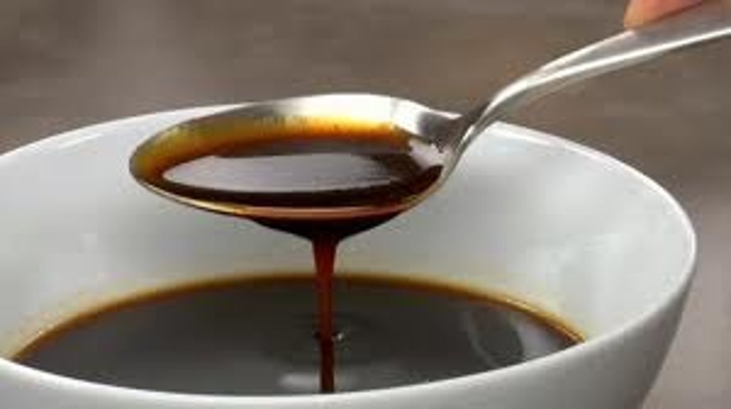 <p>rich brown sauce made by combining equal parts of espagnole sauce and veal stock</p>
