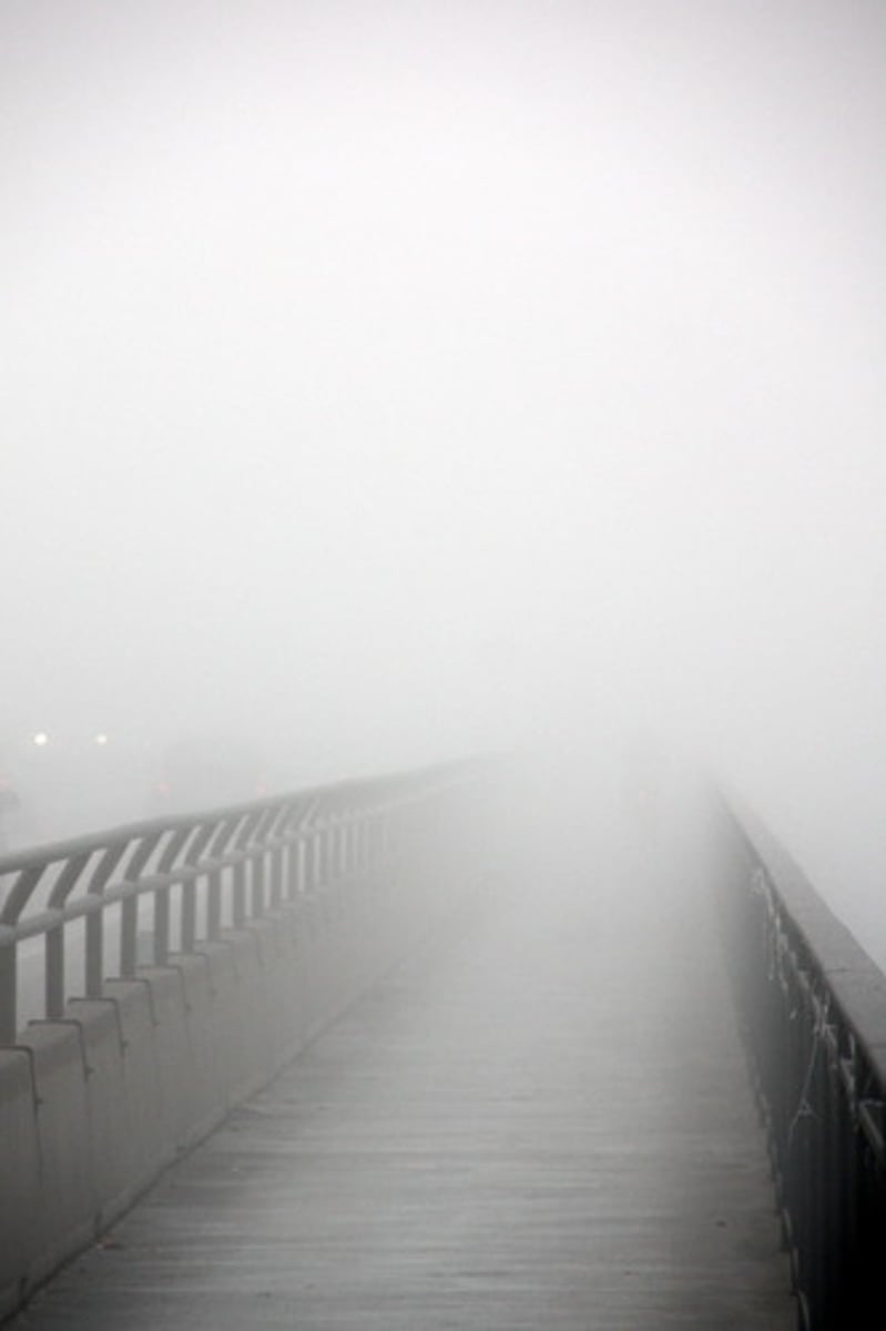<p>nobody, no one</p>