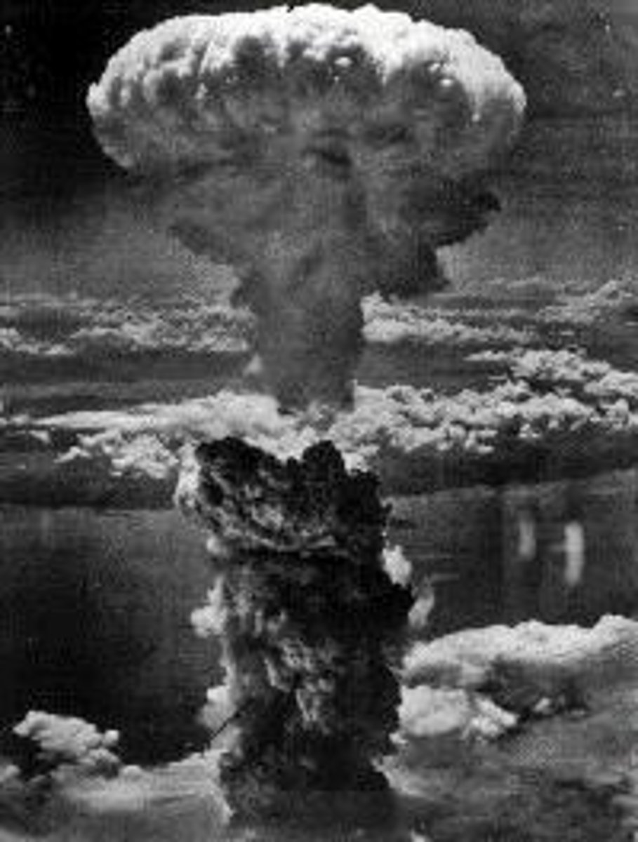 <p>Weapons which cause widespread, indiscriminate damage (e.g. nuclear, chemical, biological).</p>