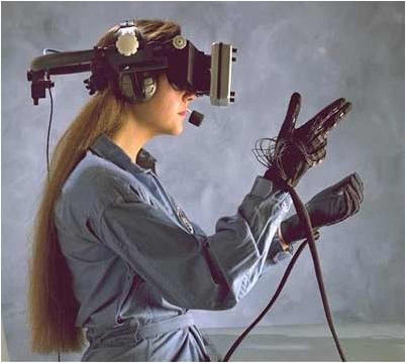 <p>virtual reality</p>