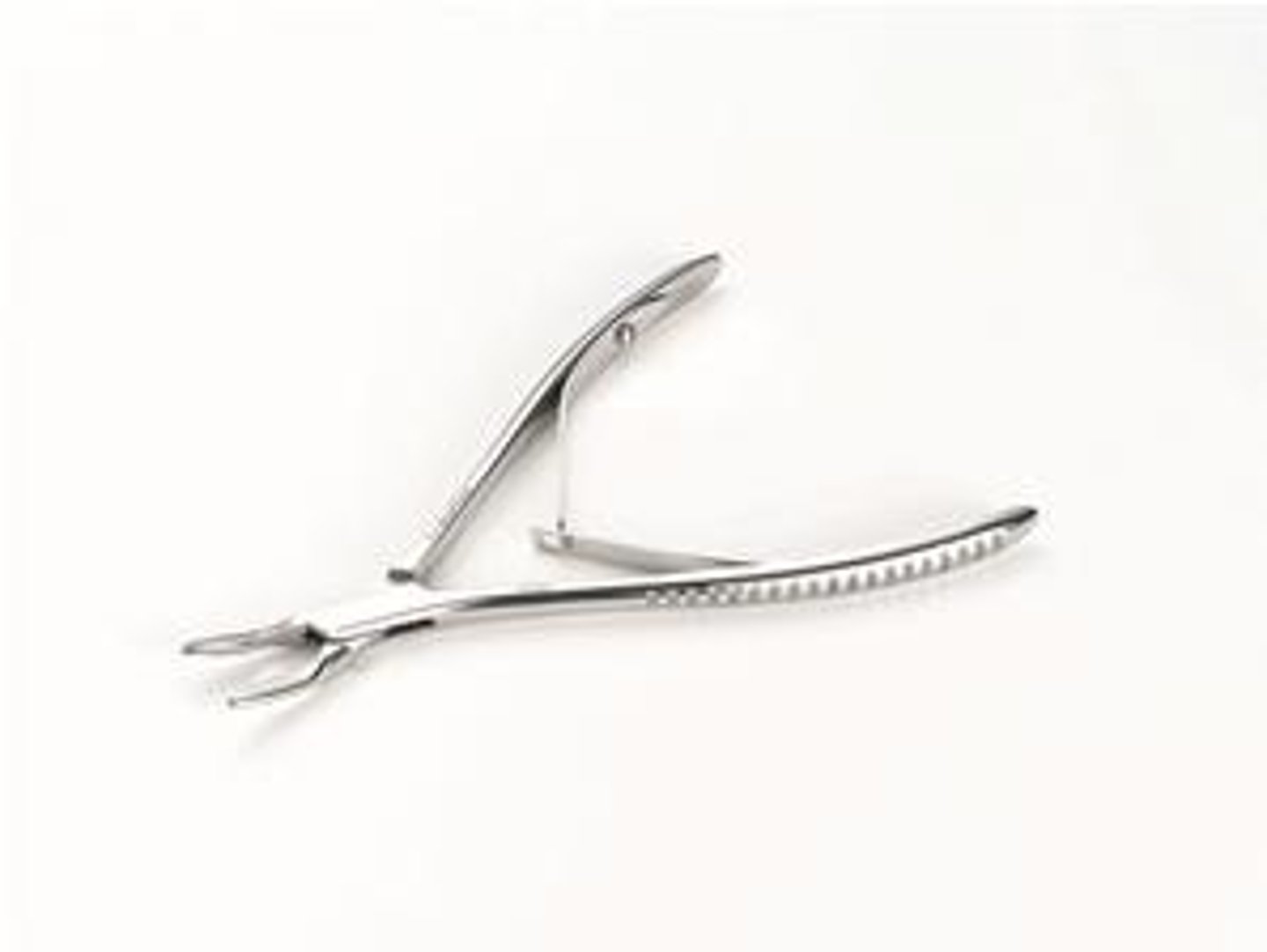 <p>Used to remove bone or bone fragments during surgery.</p>