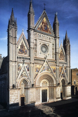 <p>Name? Who designed the facade?</p>
