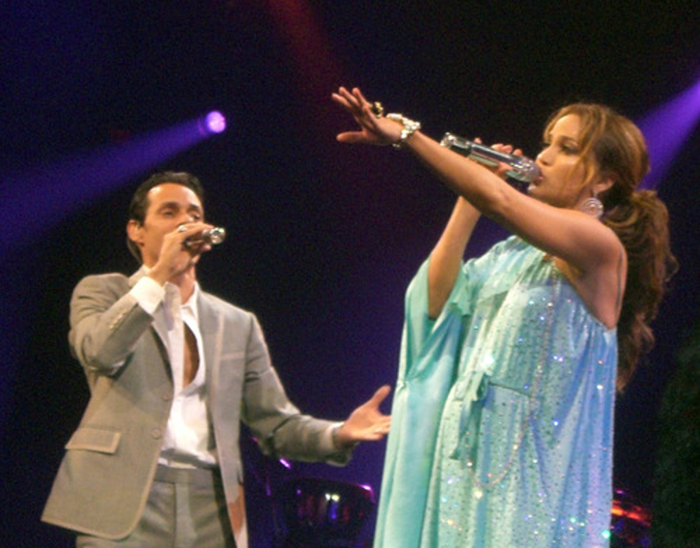 <p>singer</p>