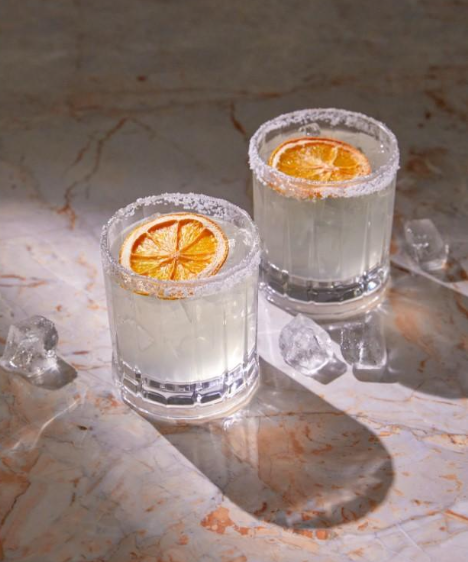 <p>Ingredients: <em>Cazadores reposado, fresh lime, zero sugar, all the flavour</em></p><p>Garnish: Dehydrated Orange Wheel, Straw: No </p><p>Tagline: Made with monkfruit sweetener. Zero grams of sugar</p>