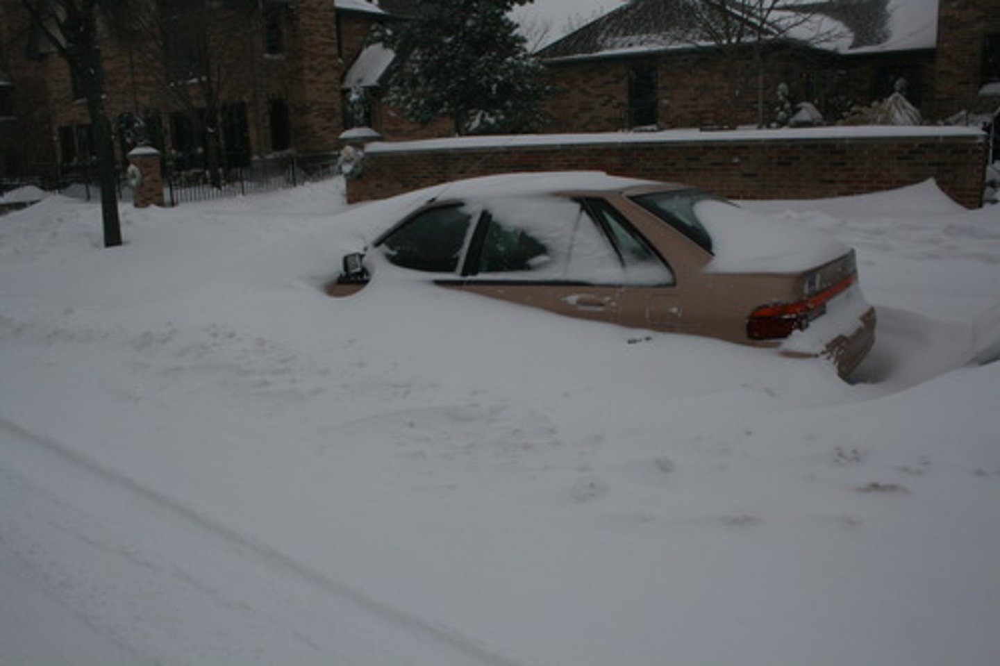 <p>A severe snowstorm with strong winds and low visibility.</p>