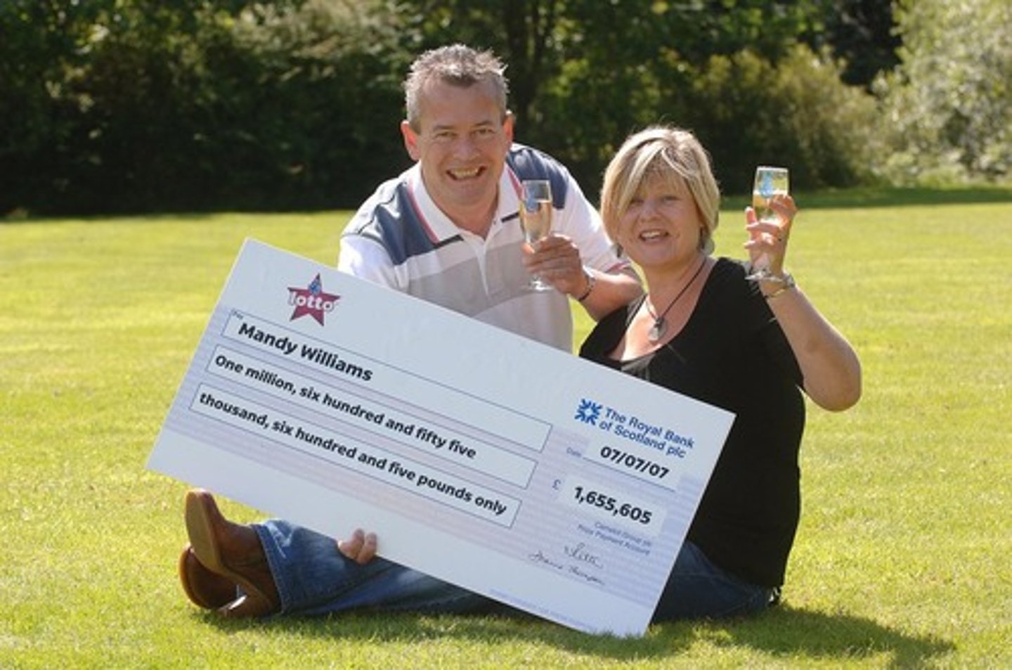 <p>trúng sổ xố</p>