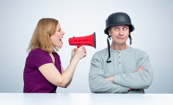 <p>unflappable (adj)  <br />
/ʌnˈflæp.ə.bəl/</p>