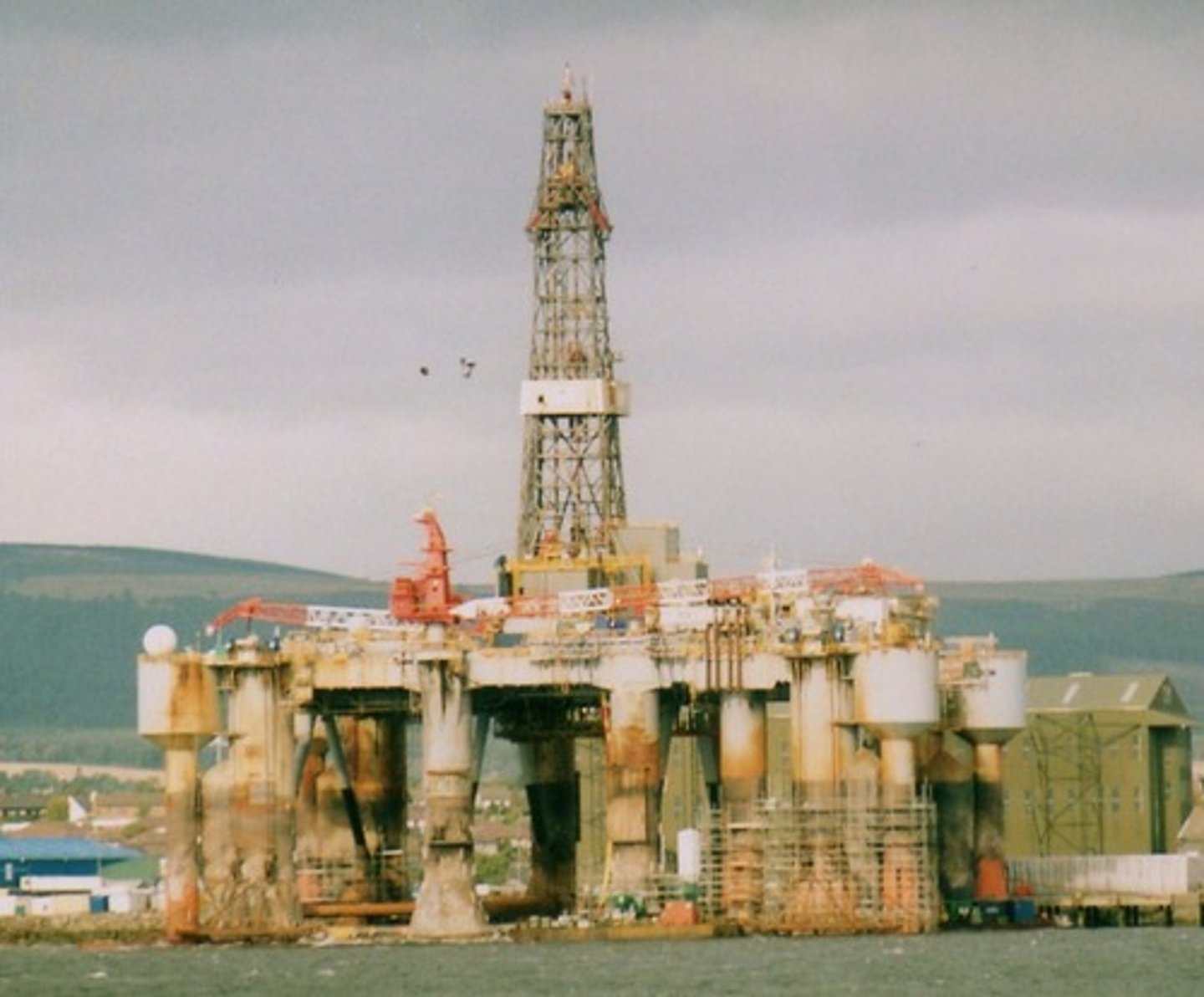 <p>Oil/ Petroleum</p>